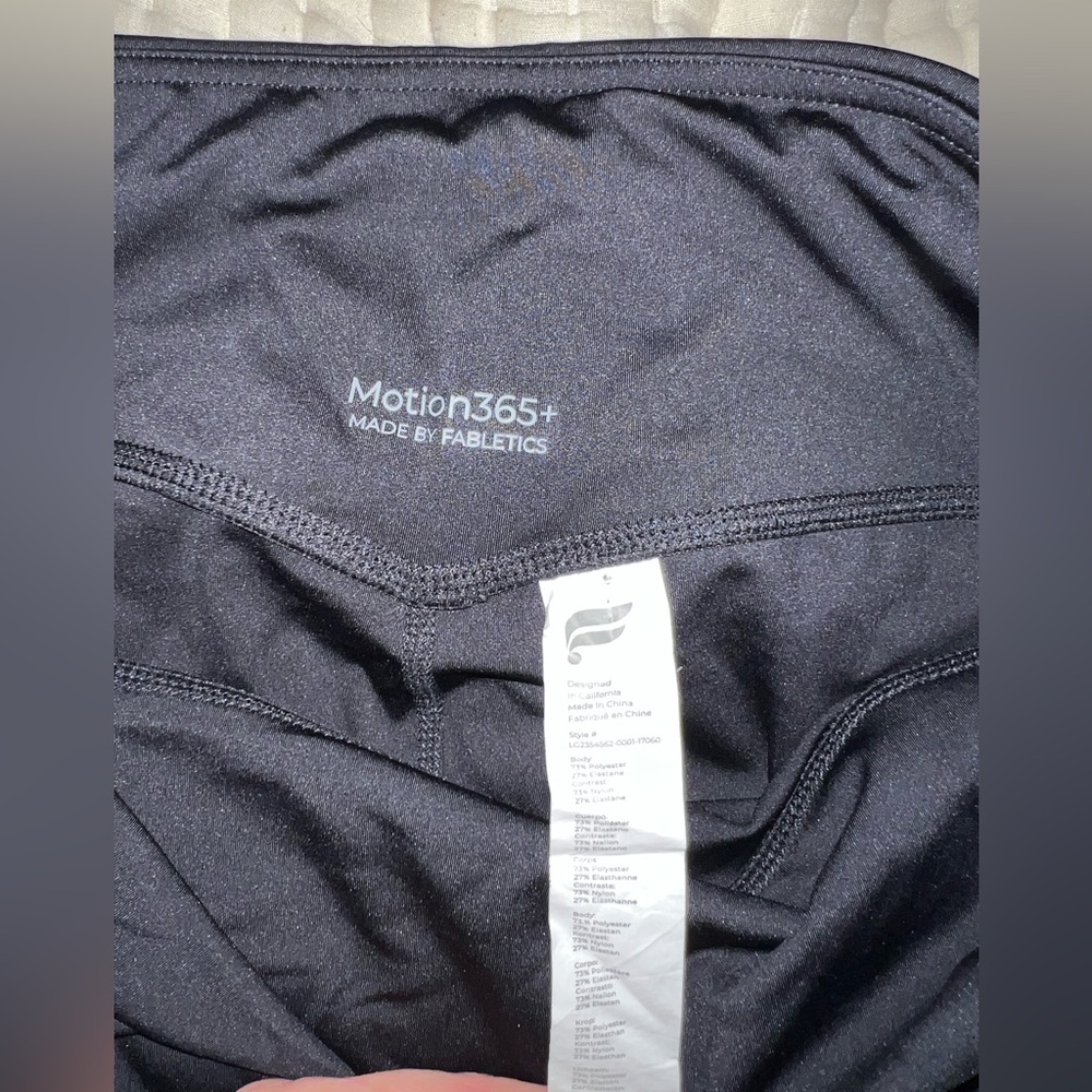 Fabletics Motion365+ Dark Leggings